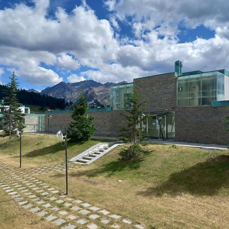 46 Vale C'E' Al Villaggio Olimpico Di 塞斯特雷 外观 照片