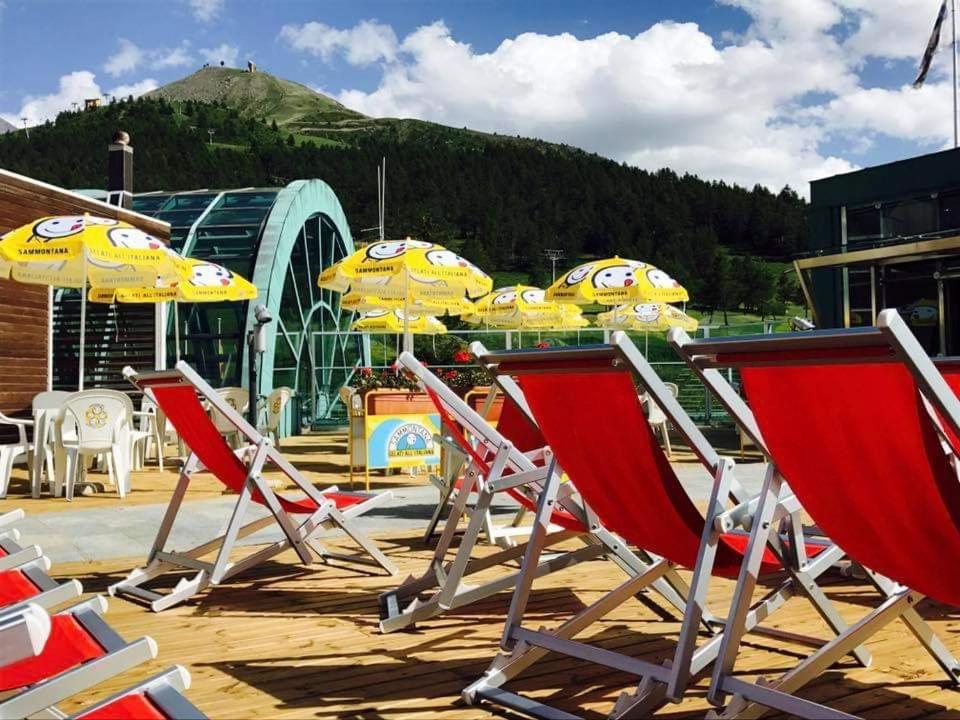 46 Vale C'E' Al Villaggio Olimpico Di 塞斯特雷 外观 照片